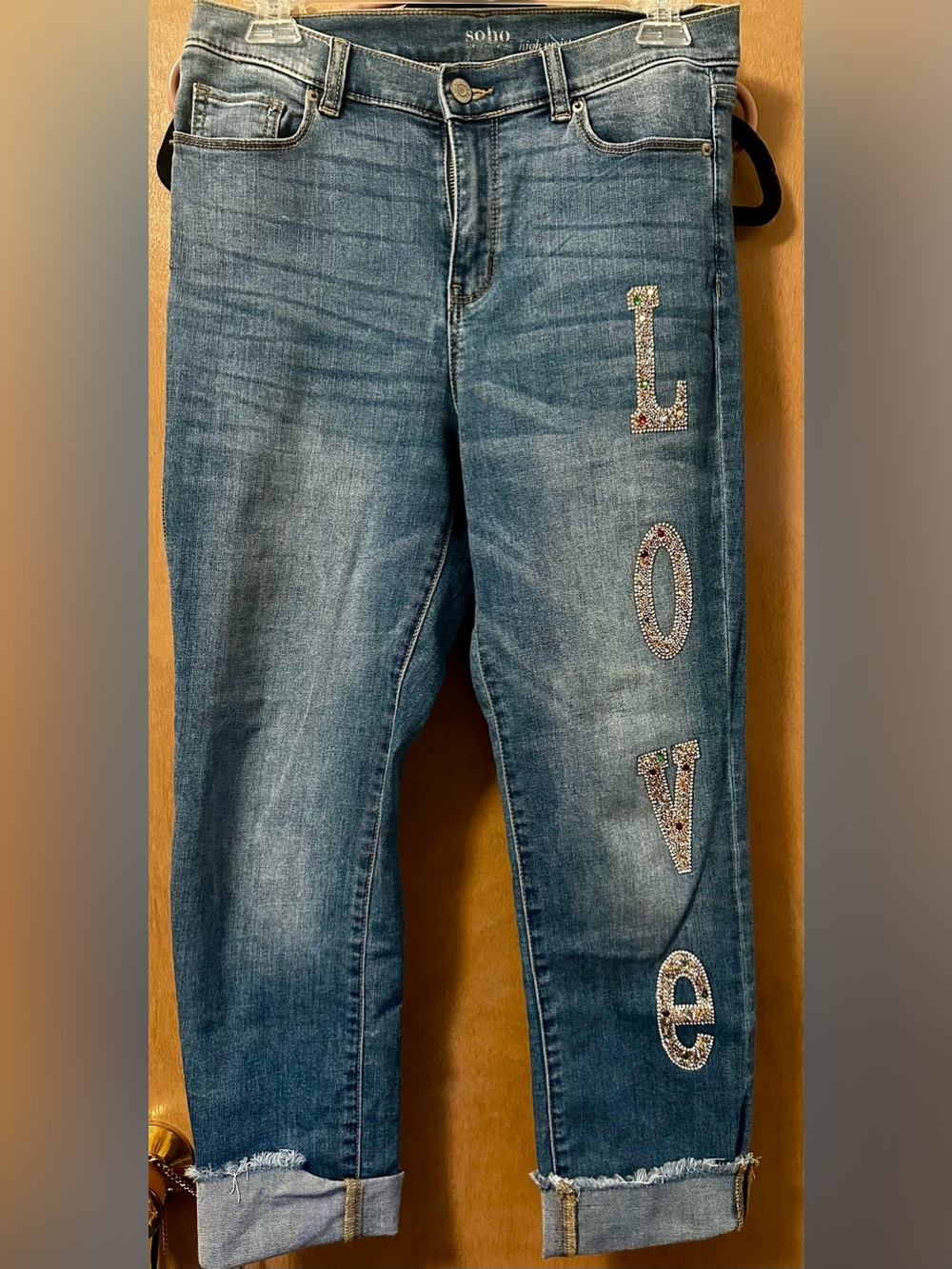 Soho Straight-Leg Jeans Capris with Crystal LOVE Accent